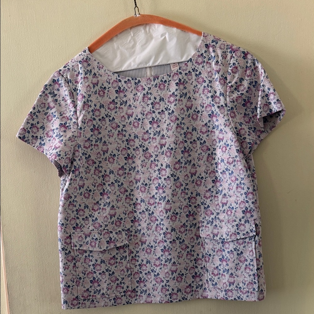Brooks Brothers Red Fleece Lavender and Pink Floral Short-Sleeve Top